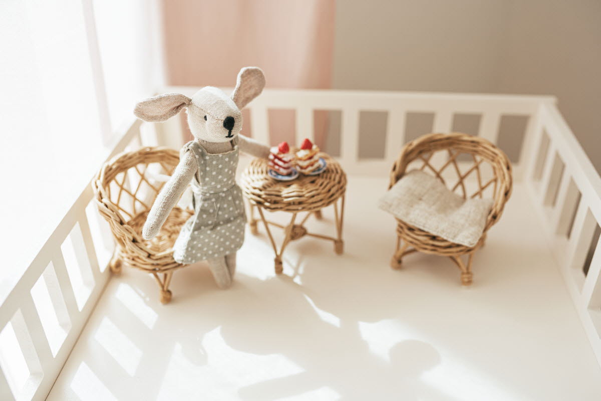 light-doll-house-interior-miniature-2022-11-10-11-12-33-utc.jpg